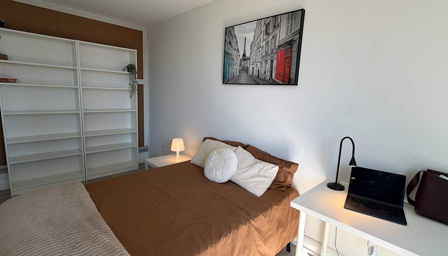 Benjamin's room