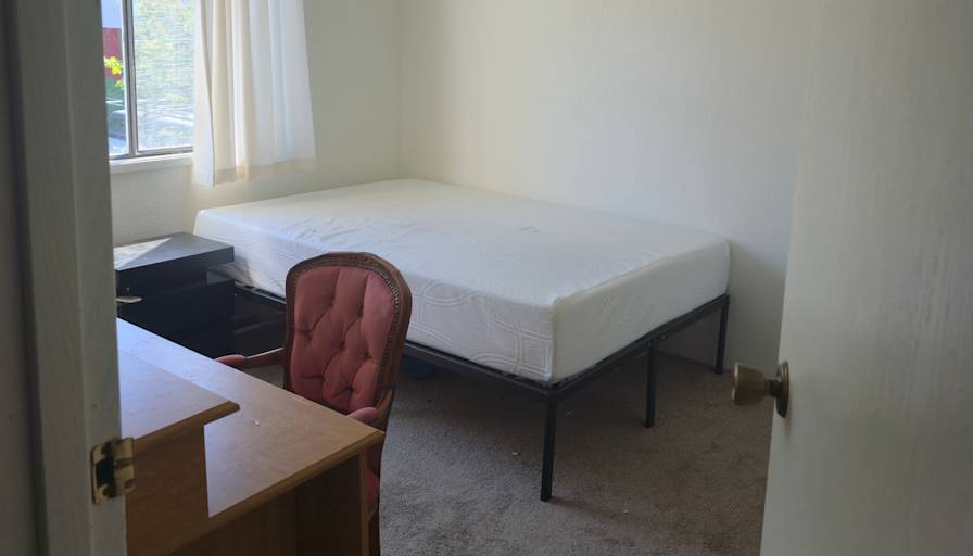 Steven's room