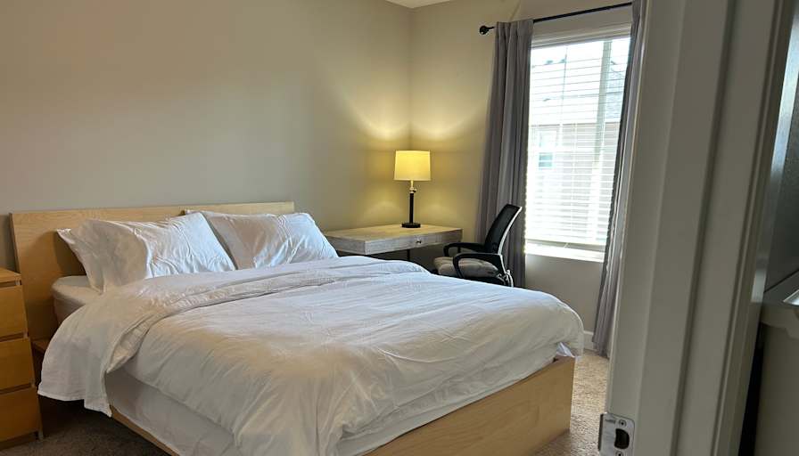 South Hill Home's room