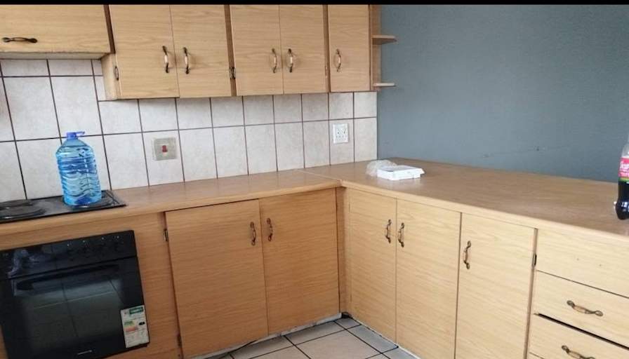 Luwanda Cokoto's room