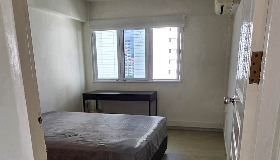 Jo's room