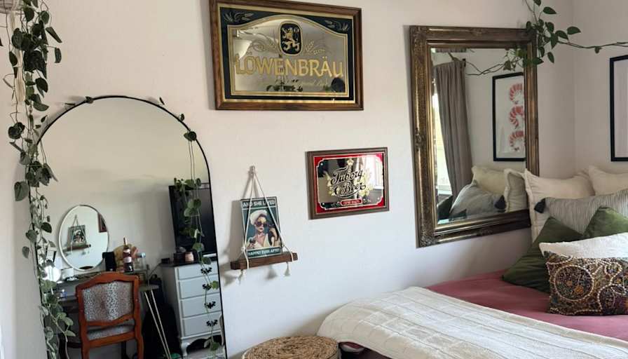 Elyse's room