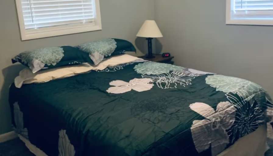 Diana's room