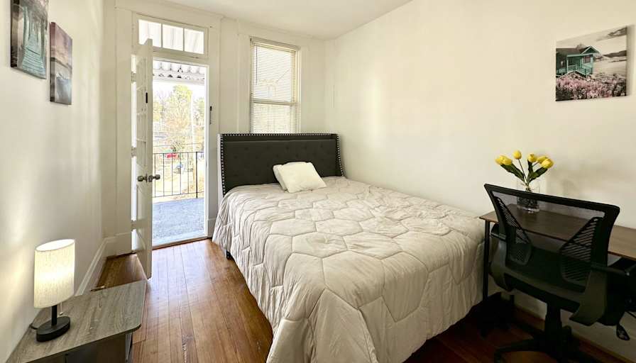 PadSplit's room