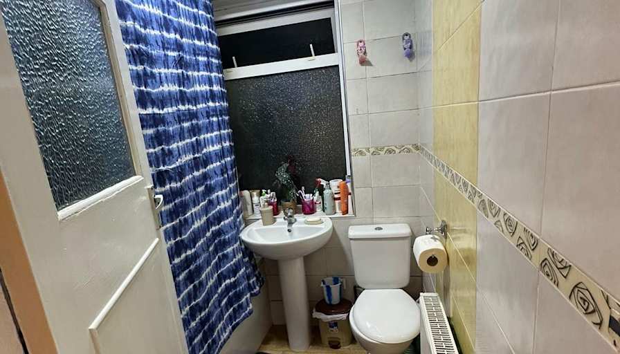 Jatinder kaur's room