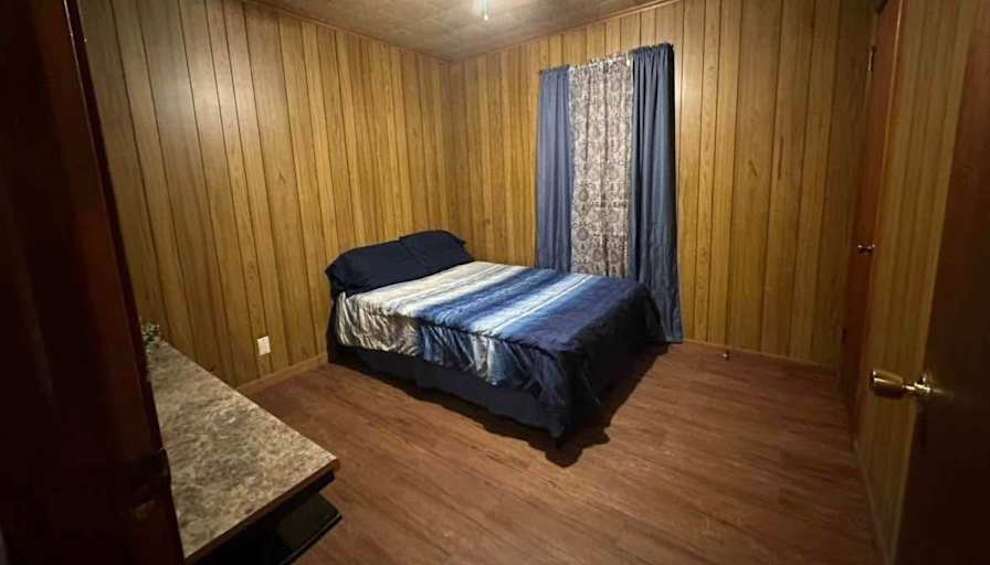 Jennifer's room