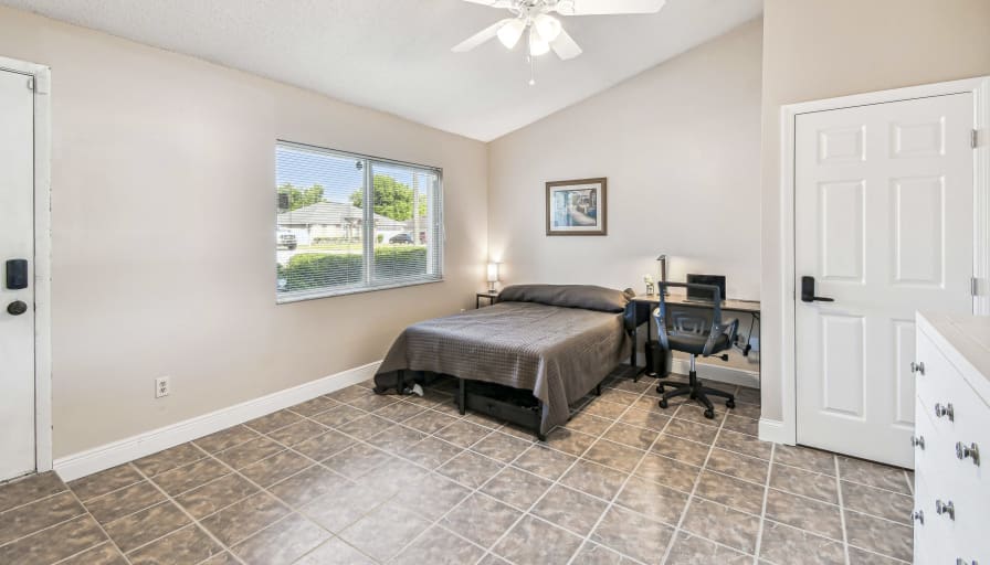 PadSplit's room