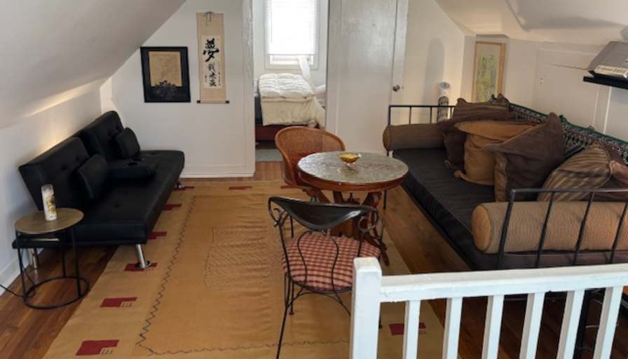 Vernon's room