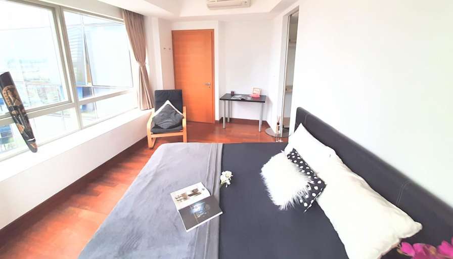 VVA EI's room
