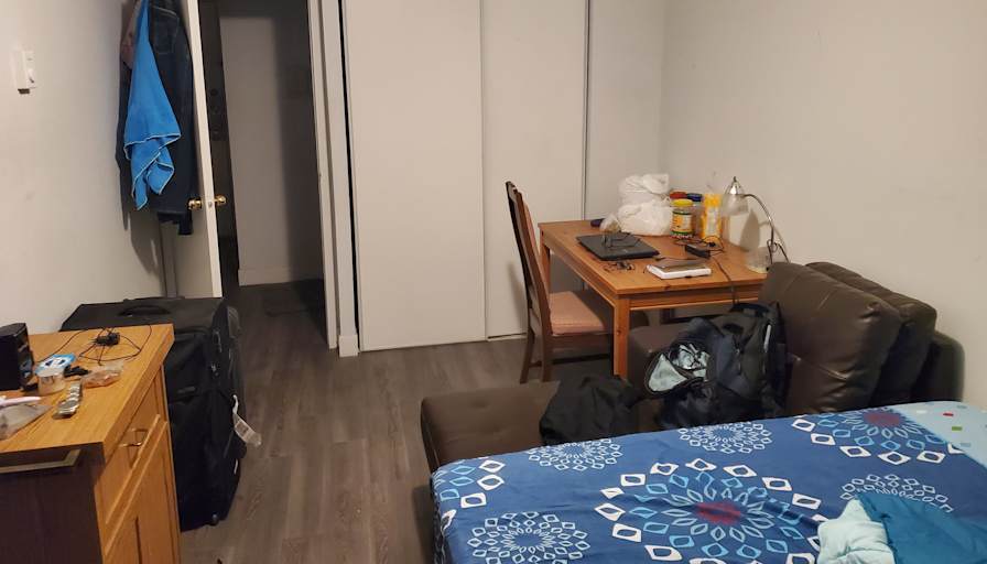 Nik's room