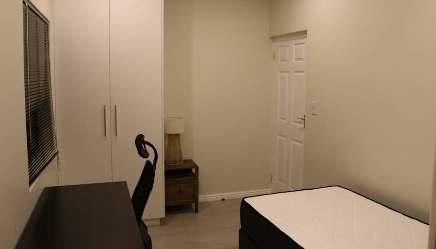 Georgios's room