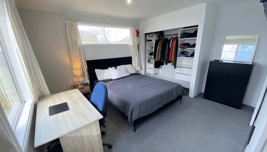 Alejandro Cruz's room