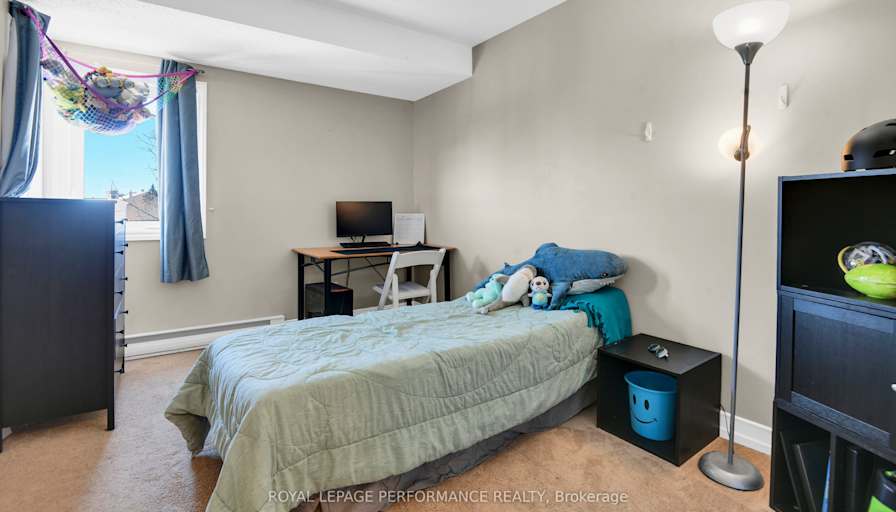 jay's room