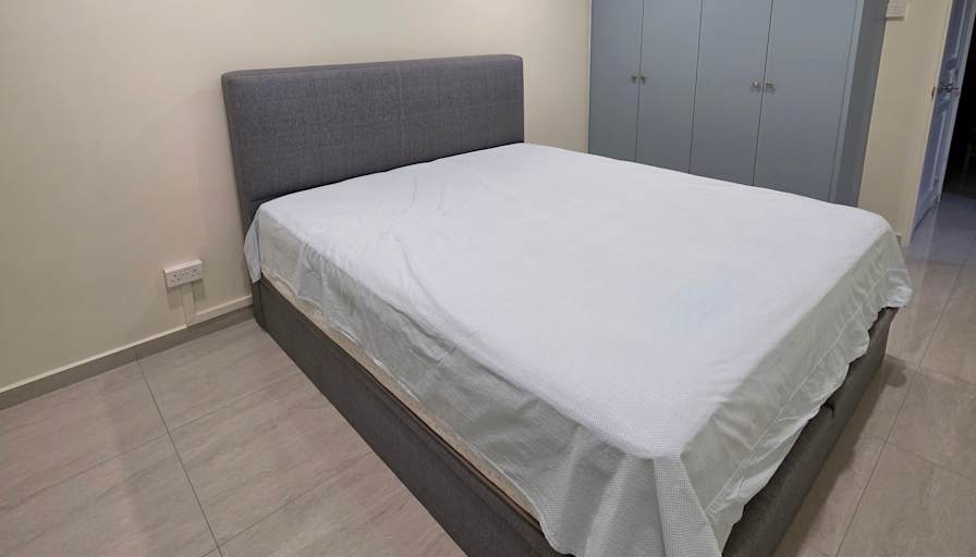 Harminder's room