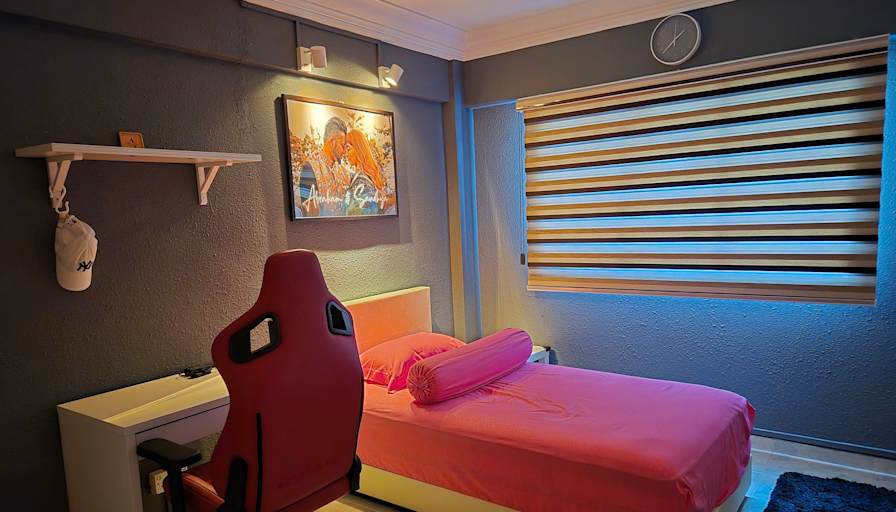 Abraham Eleazar's room