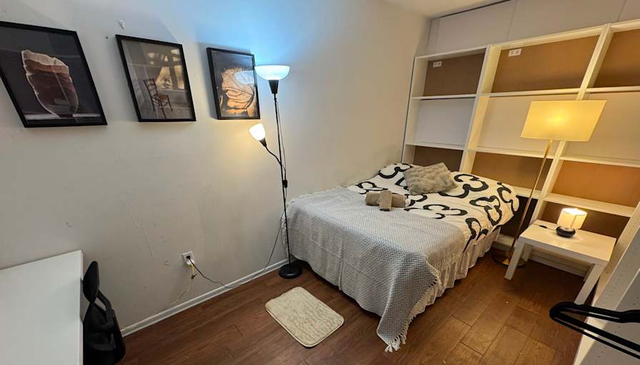 Mahmut Aga's room