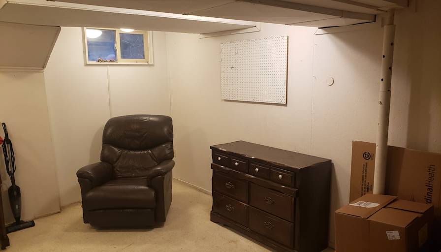 Kenneth's room