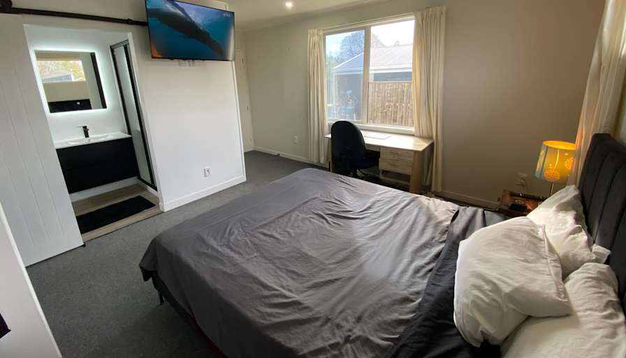 Alejandro Cruz's room