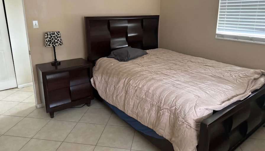 Ross barber's room
