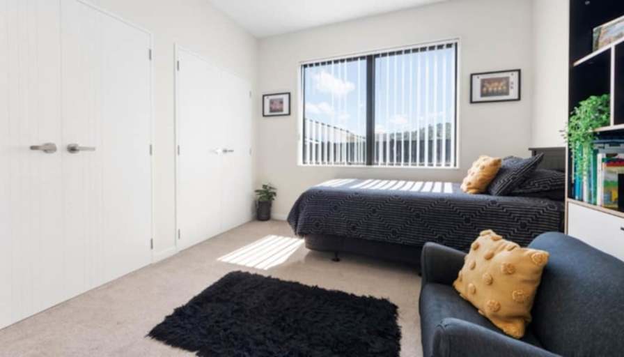 Lisa's room