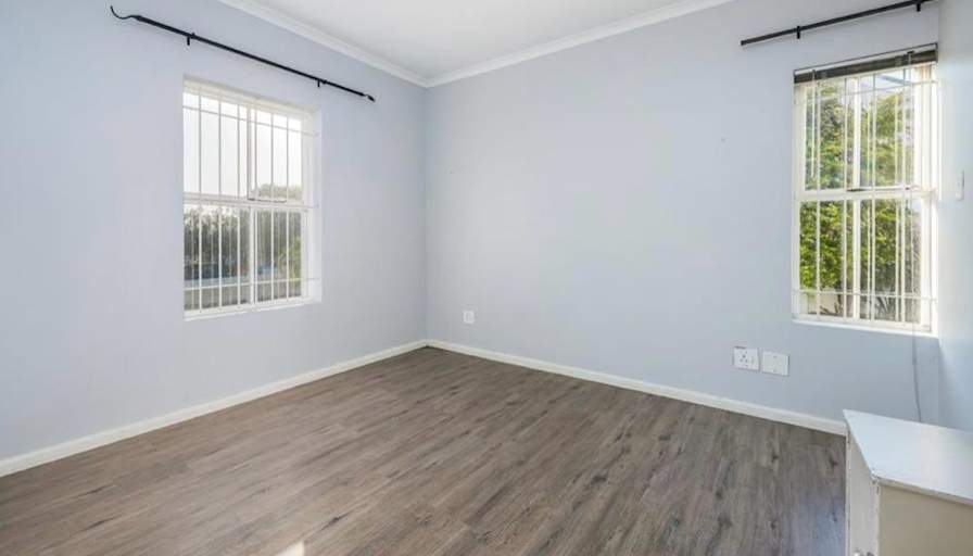 Lisa's room