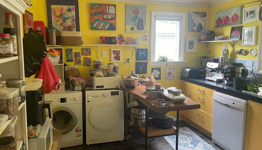 Furnished room in a house · Ranelagh Terrace, Karori, Wellington 6012-1