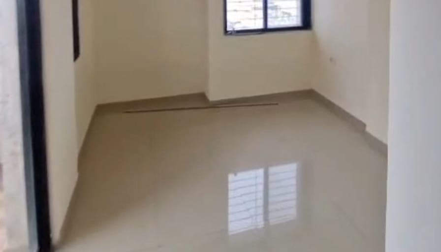 mayuresh's room