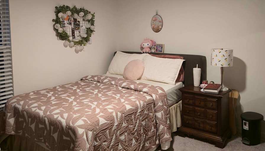 Jeoffrey's room