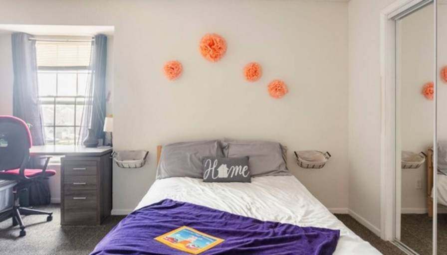 Kaitlyn's room