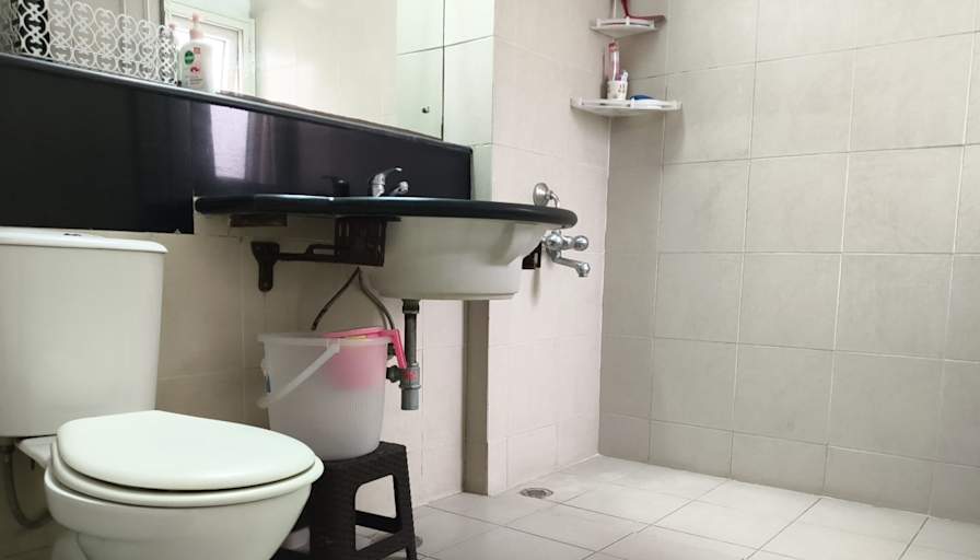 Divyanshi's room