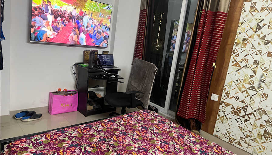 Rohit Chaudhary's room