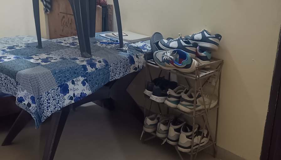 Raai's room