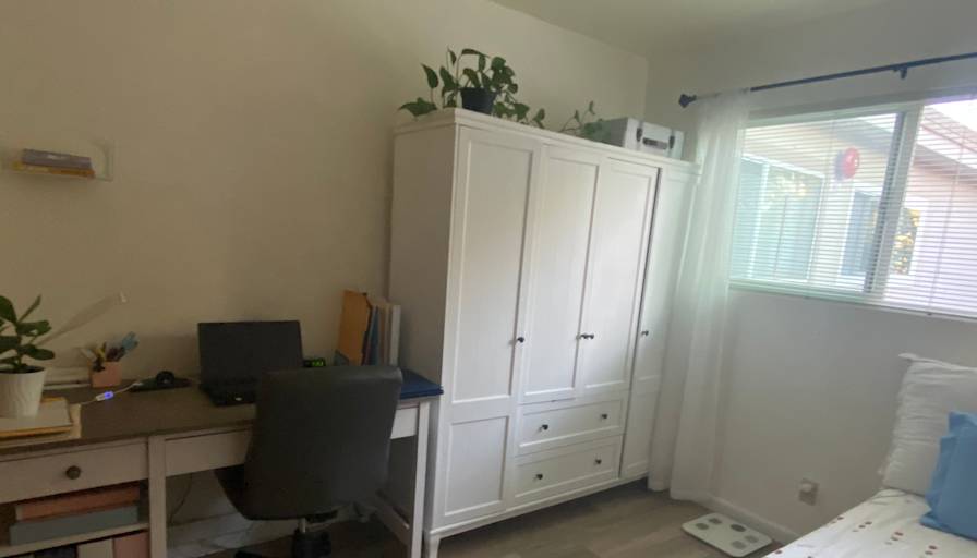 Mia's room