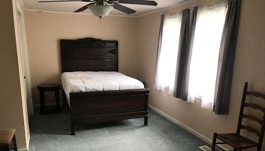 Mac's room