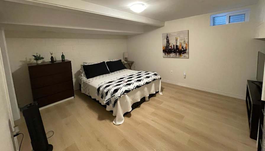 Leo's room