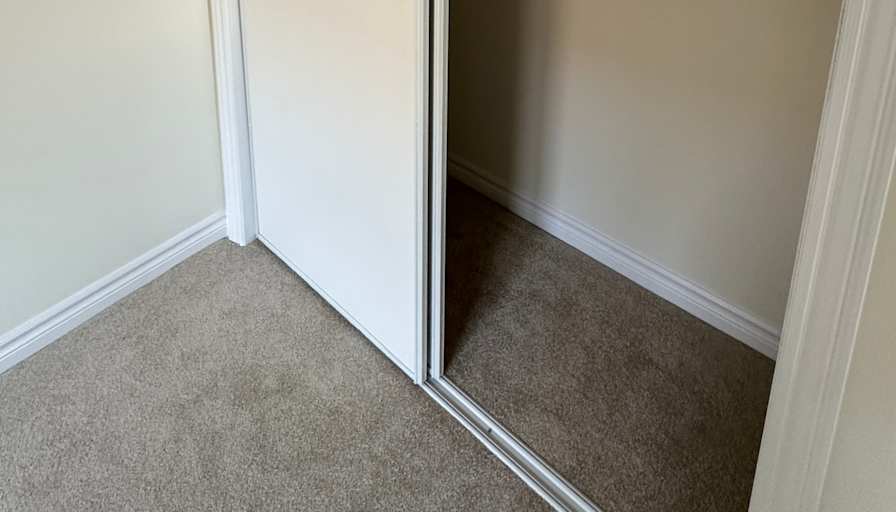 Shuning (Jane) You's room