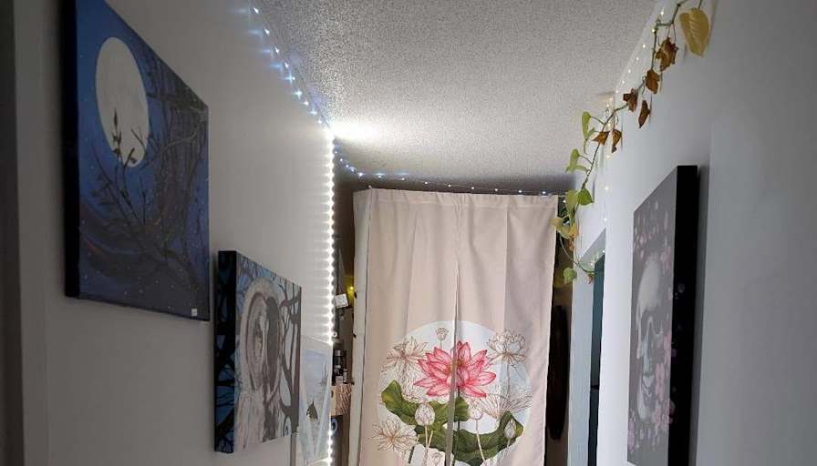 April-Anna Bremers's room