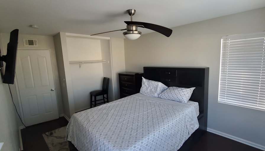 Familyoffour's room