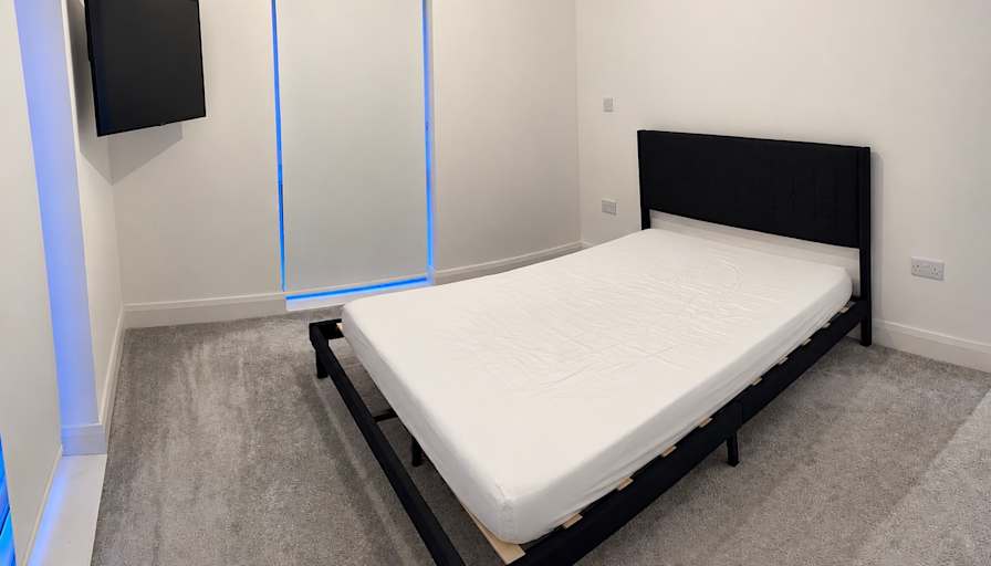 TraceyB's room