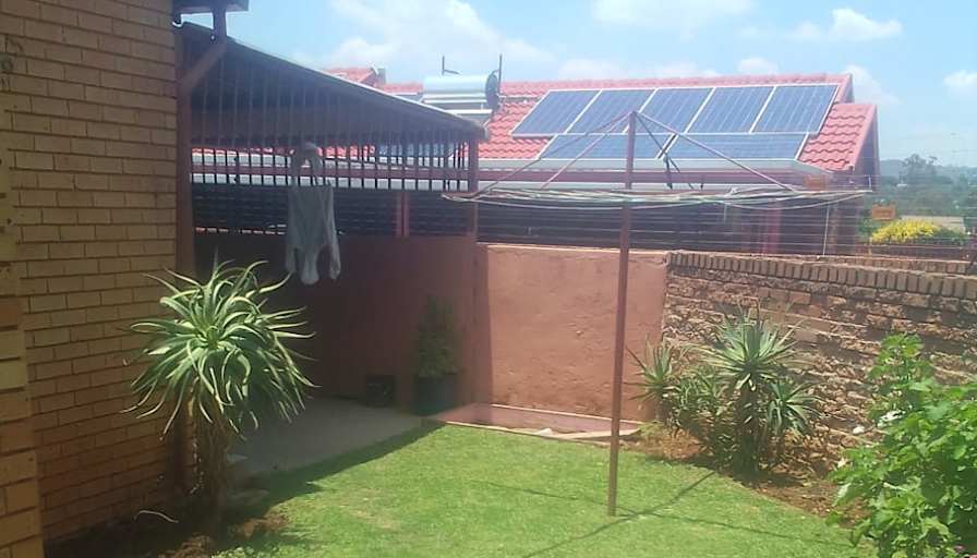 Xolani Mjiyako's room