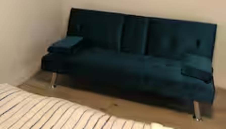 Mengyi Huang's room