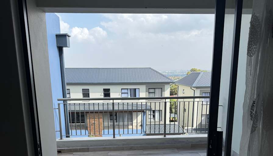 Minenhle's room