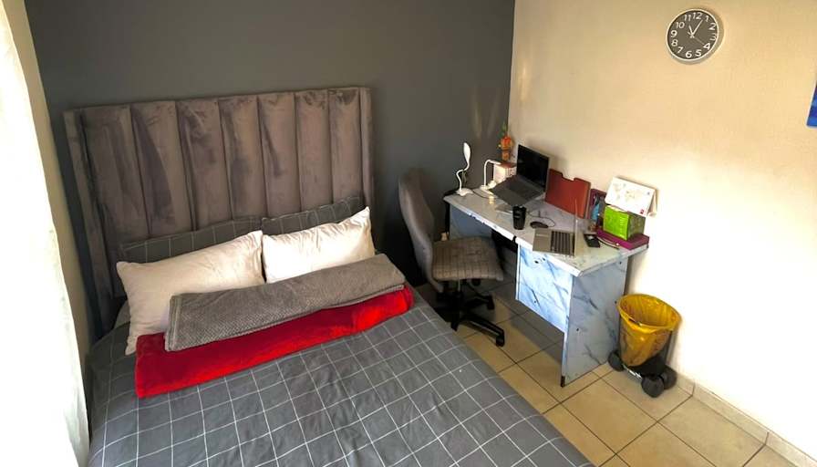 Bongani's room