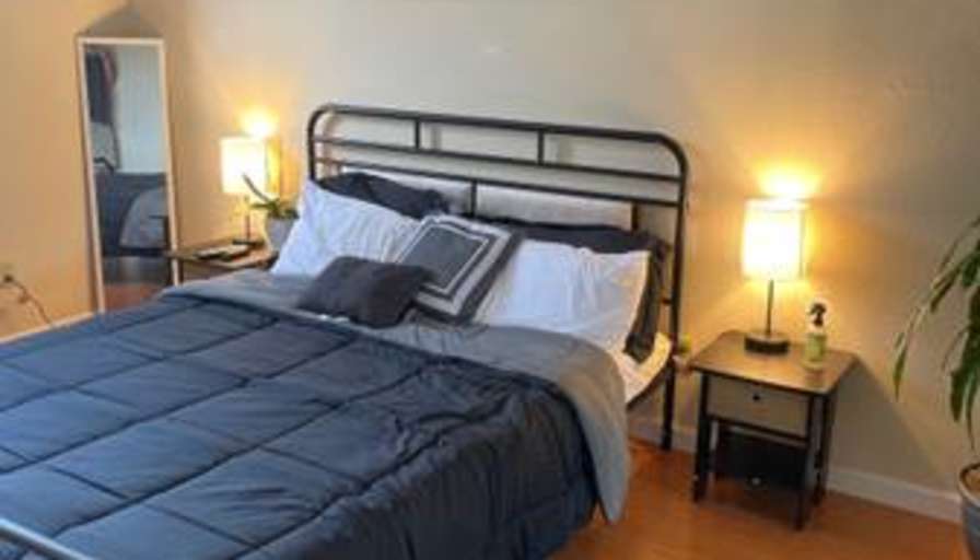 Jose's room