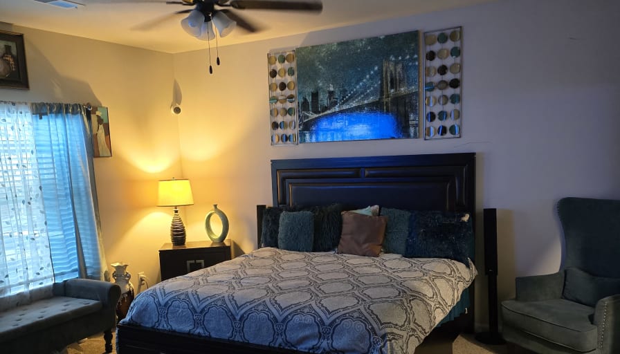 Maurice Thomas Jr's room
