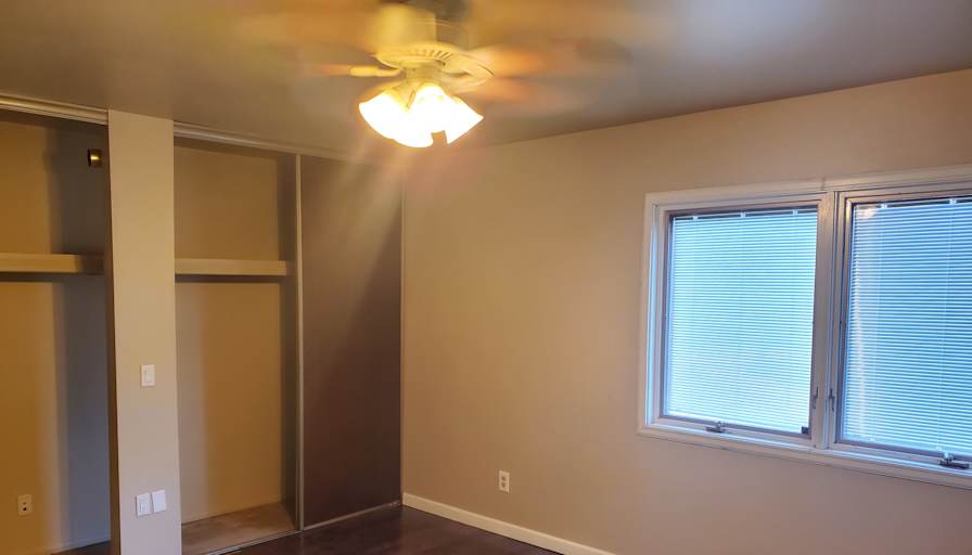 Tom's room