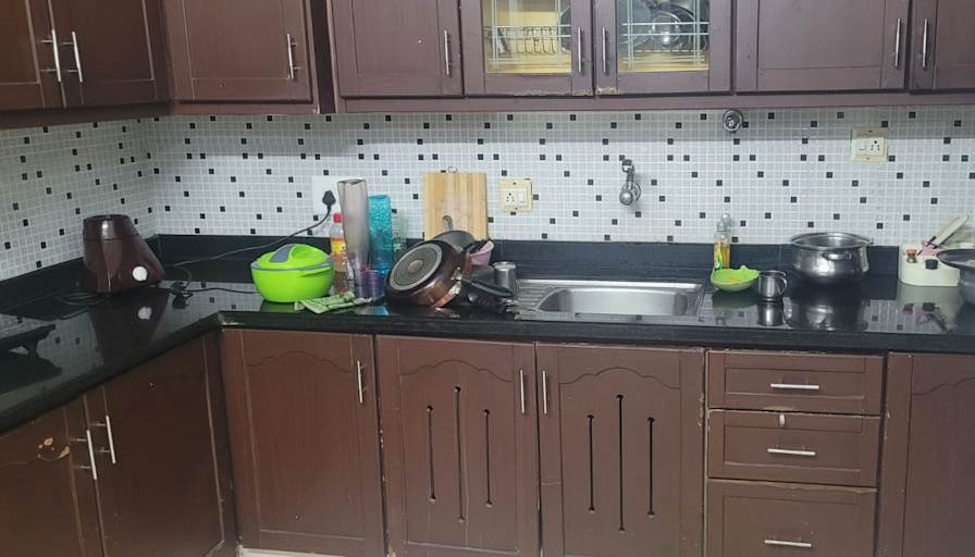 Dhanesh D's room