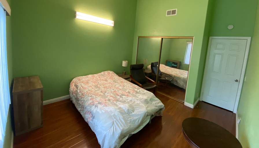 Alice's room