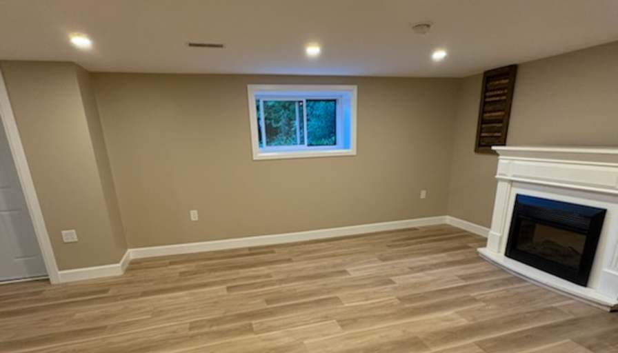 Lynda's room