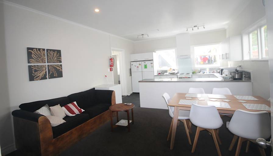 Conwae's room